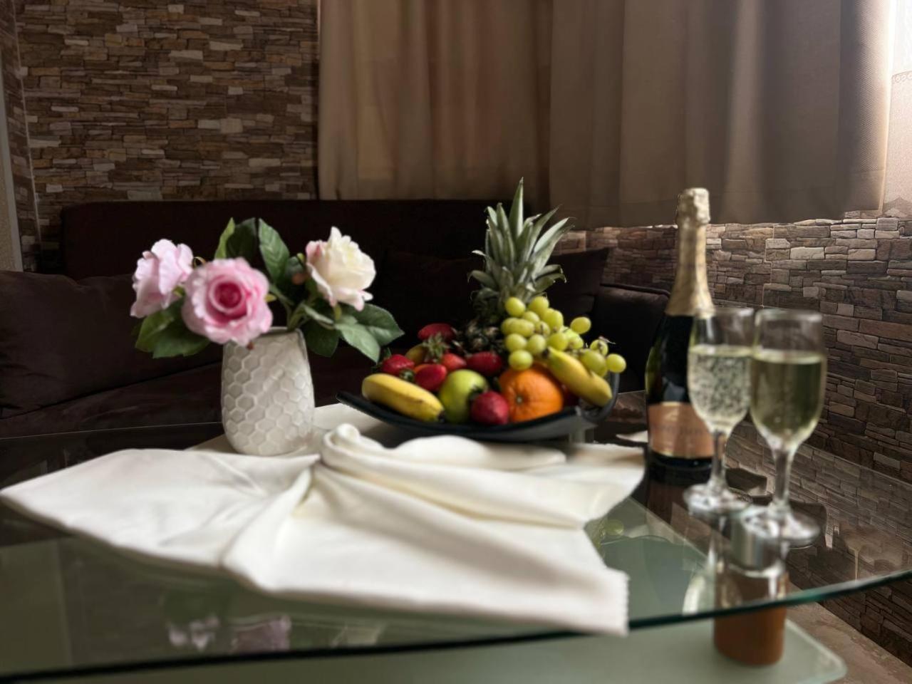 Family Hotel Gallery ซันนีบีช ภายนอก รูปภาพ