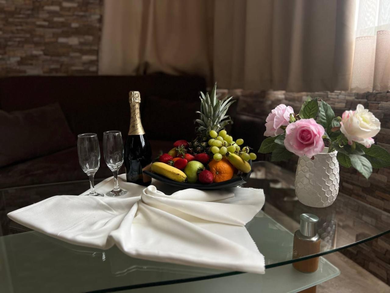 Family Hotel Gallery ซันนีบีช ภายนอก รูปภาพ