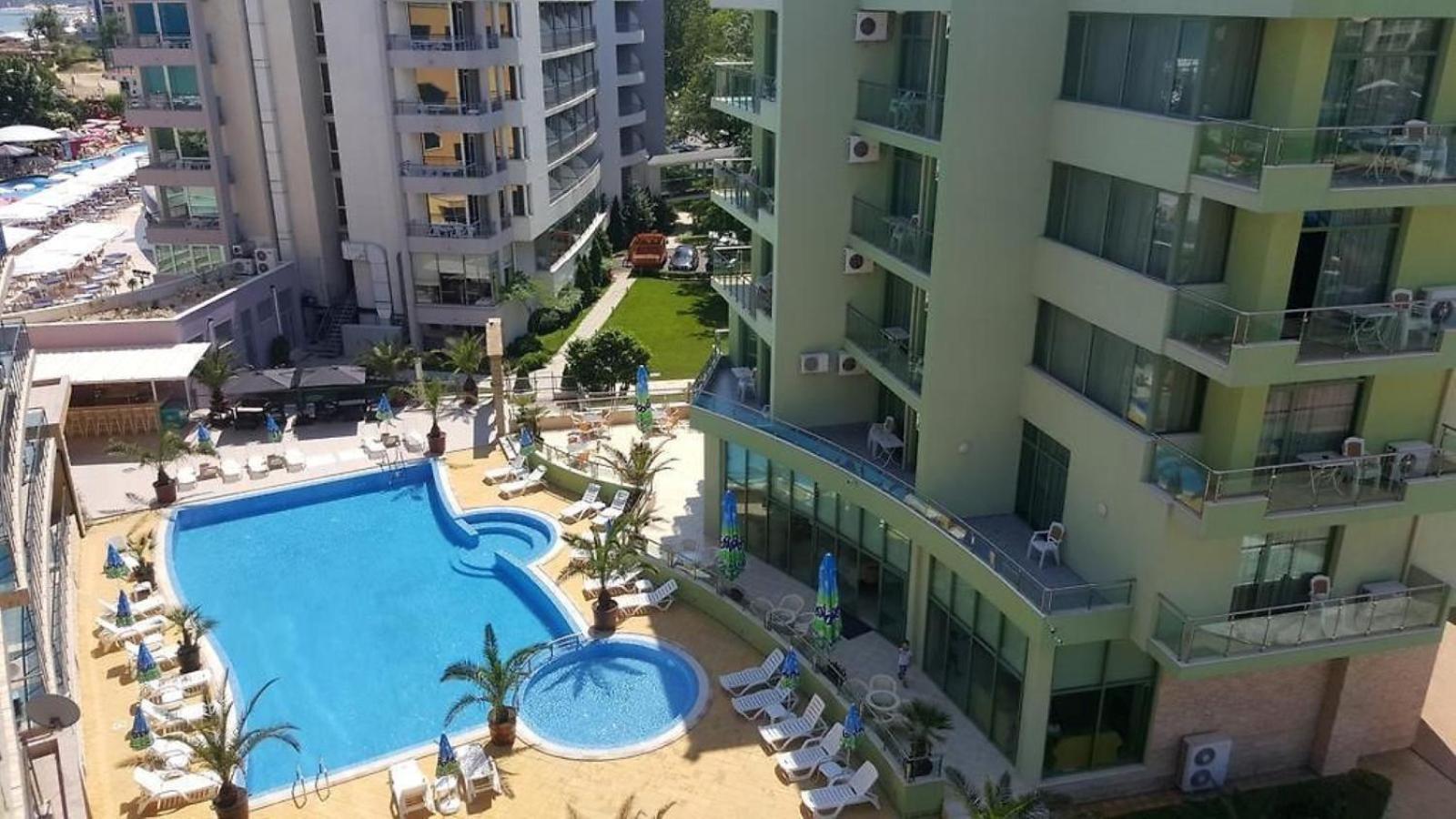 Family Hotel Gallery ซันนีบีช ภายนอก รูปภาพ
